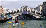 kayak past historic monuments